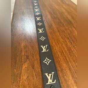 Authentic Louis Vuitton Beige and black Leather Strap